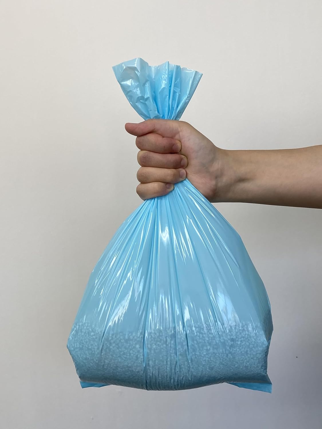 Amazing Odor Sealing Cat Waste Disposal Bags - Durable and Unscented [Size: M, Color: Light blue] (90 count, Pack of 3) (90 Bags) - view 4