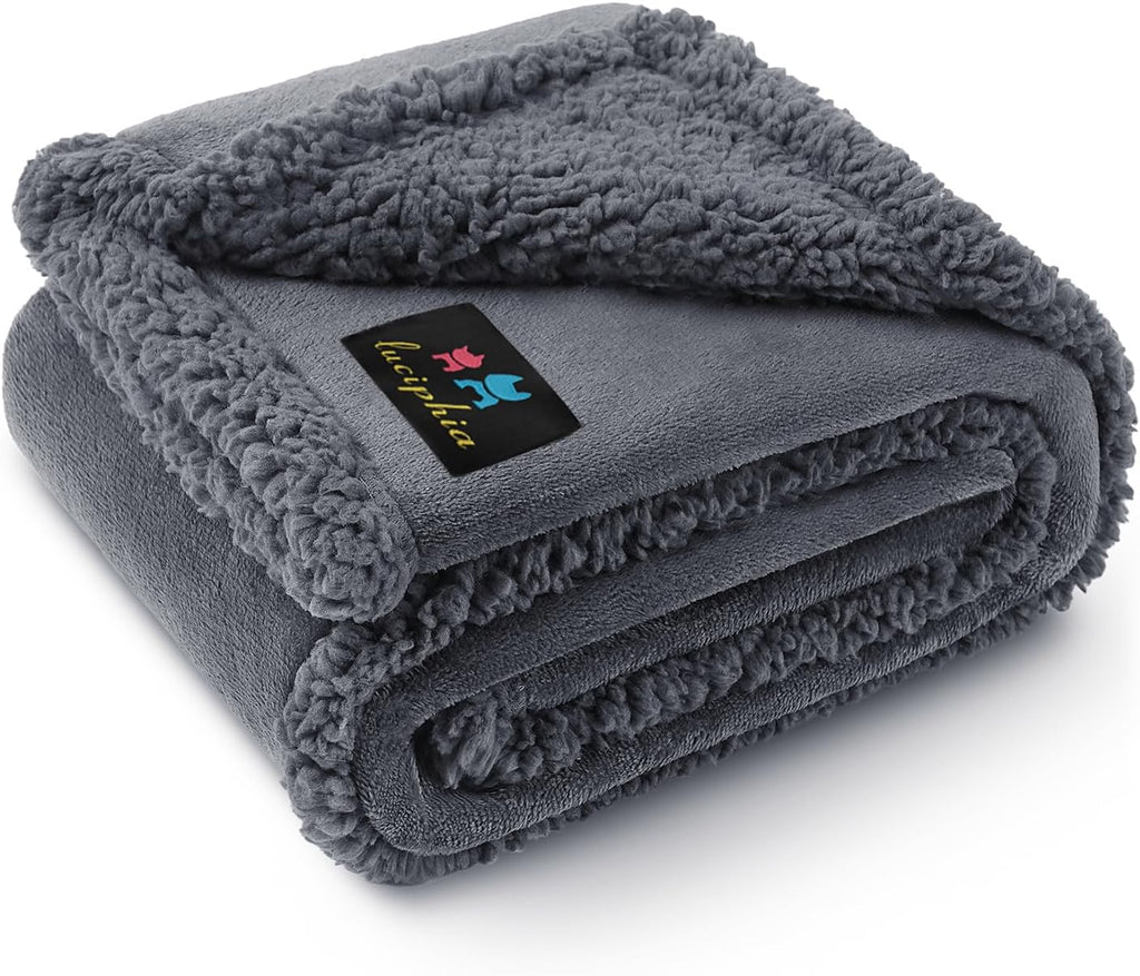 Waterproof Pet Blanket, Liquid Pee Proof Dog Blanket for Sofa Bed Couch, Reversible Sherpa Fleece Furniture Protector Cover for Small Medium Large Dogs Cats, Dark Gray Small（40" x 28"） | waterproof pet blanket sherpa fleece reversible couch cover bed prot